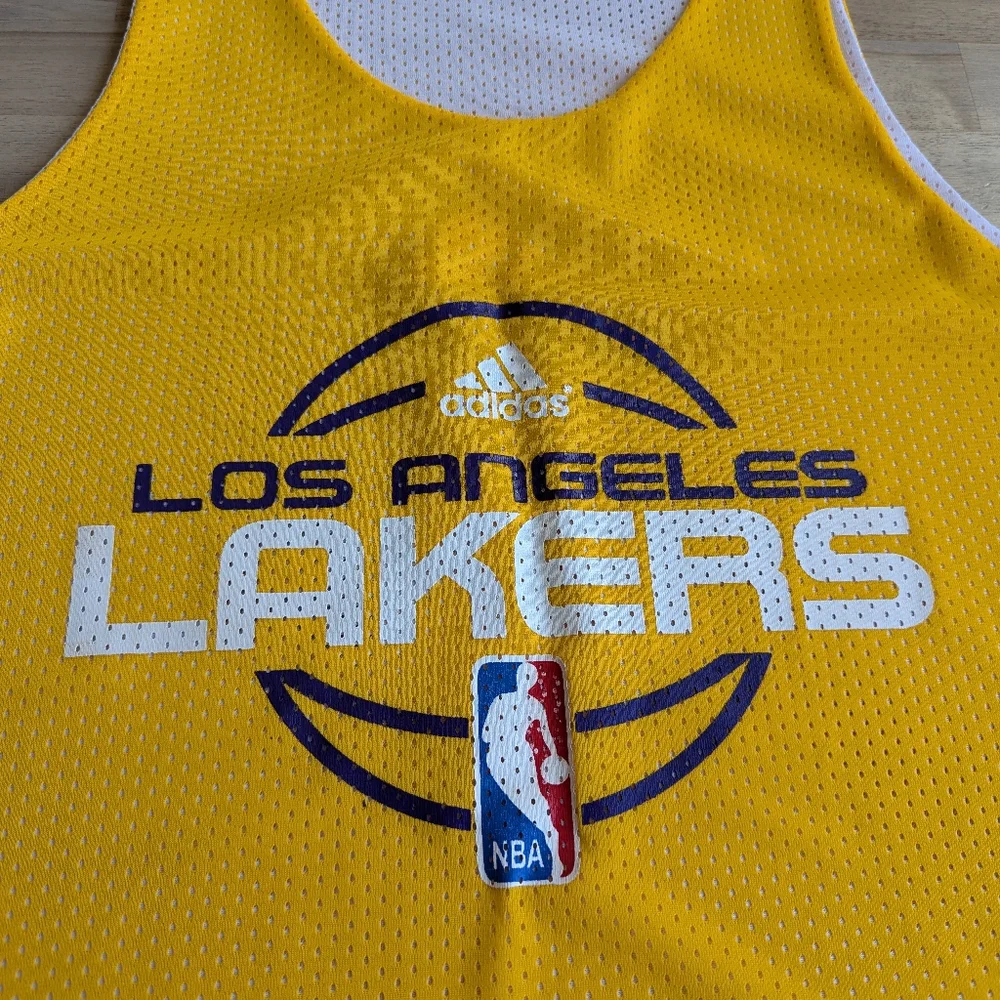 Lakers NBA Adidas Reversible Jersey‎